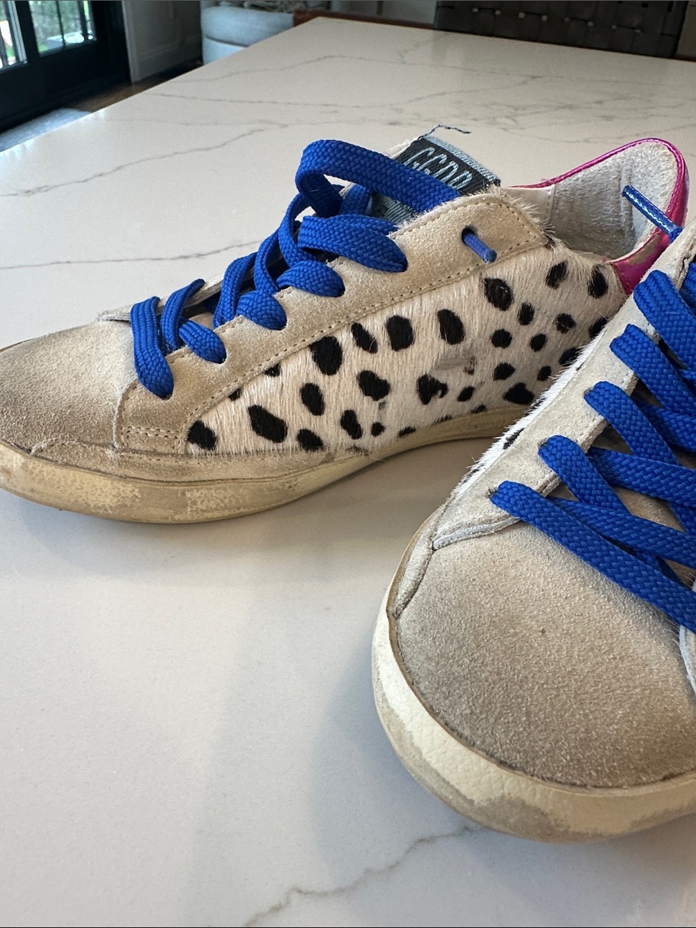 Golden Goose Superstar Dalmatian-Print Sneakers with Blue Laces & Pink Heel - Picture 7 of 7